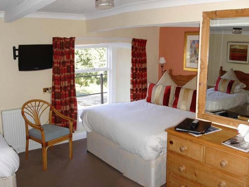 Downe Arms Country Inn Wykeham  ภายนอก รูปภาพ