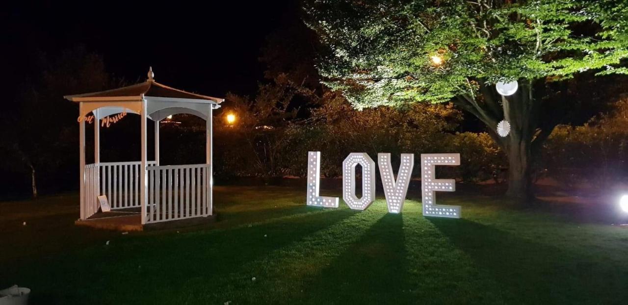Downe Arms Country Inn Wykeham  ภายนอก รูปภาพ